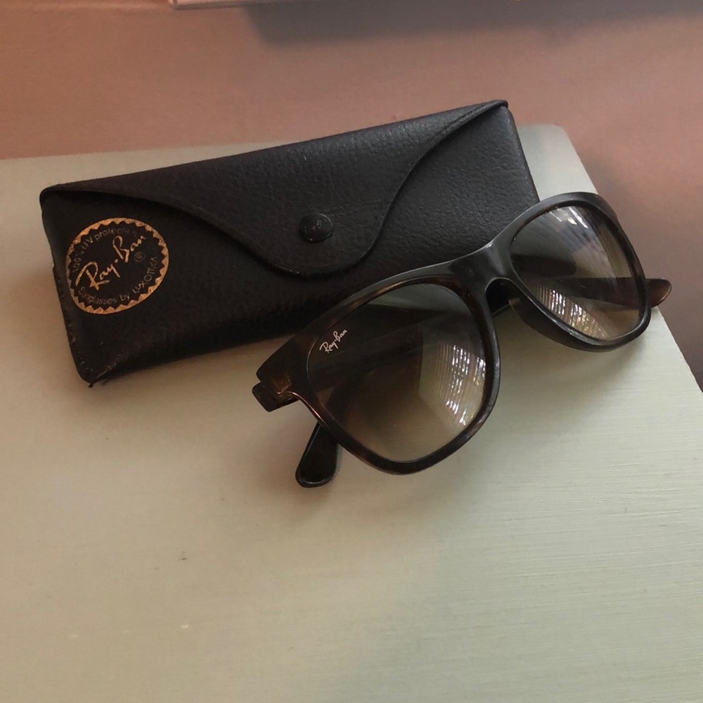 Ray band Wayfarer in tortoise